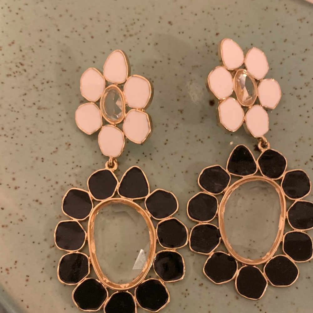 Black/White Post Earring